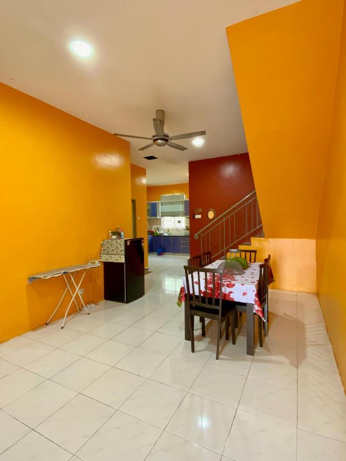 Desyafiq Homestay Kuala Kedah Bagian luar foto