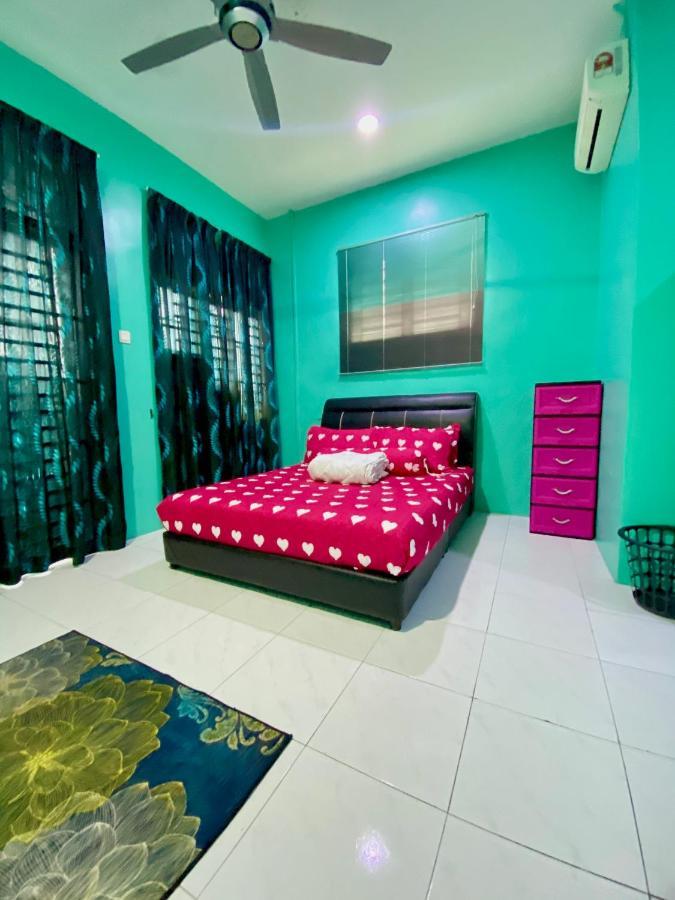 Desyafiq Homestay Kuala Kedah Bagian luar foto
