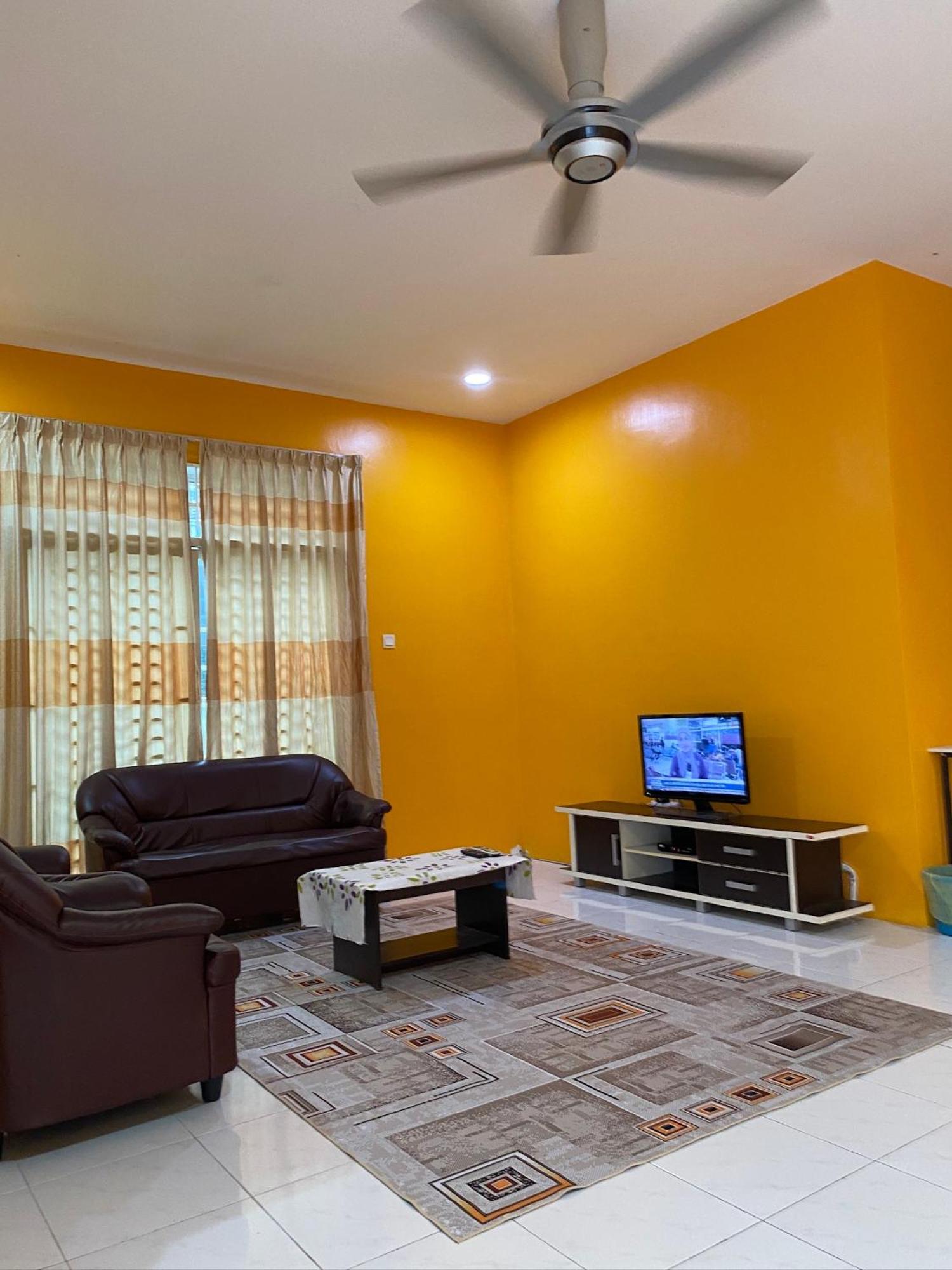 Desyafiq Homestay Kuala Kedah Bagian luar foto